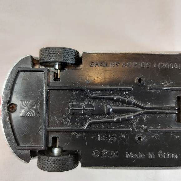 Vintage 2001 New Ray 2000 Shelby Series 1 Die Cast Car, Silver - Picture 7 of 7